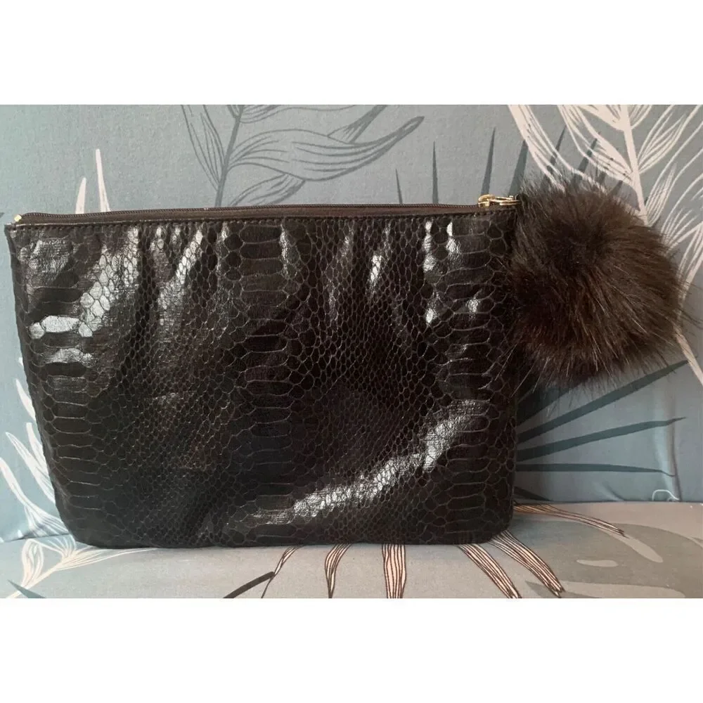 Kate Spade black Snake Skin Clutch Purse Handbag FUR ZIPPER PULL